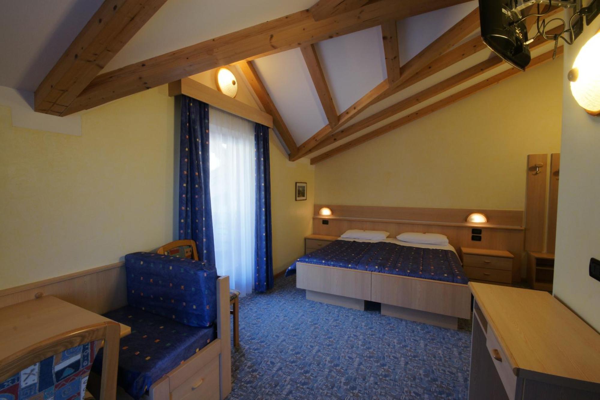 Berg Hotel Latemar Spitze Vigo di Fassa Dış mekan fotoğraf