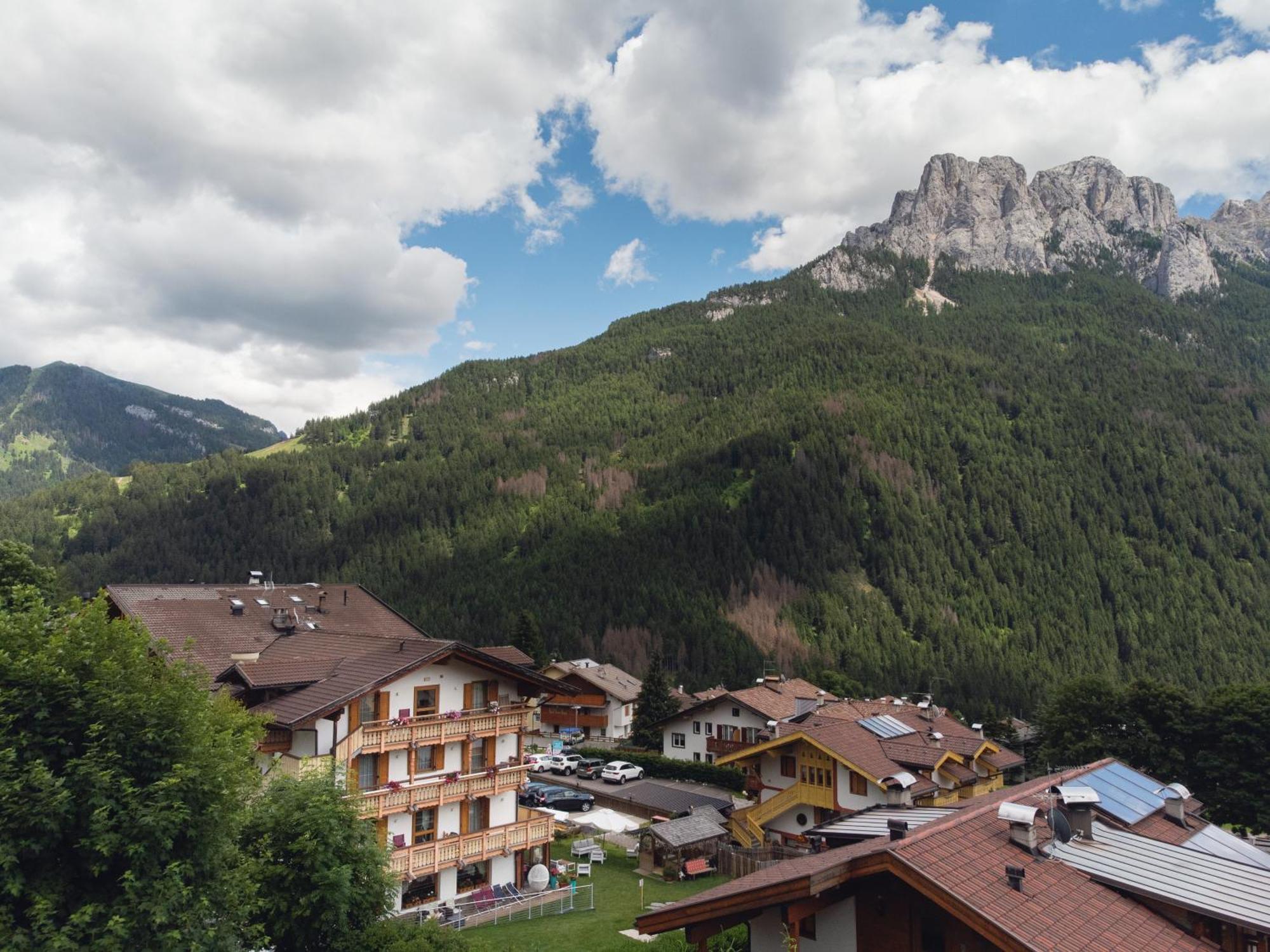 Berg Hotel Latemar Spitze Vigo di Fassa Dış mekan fotoğraf
