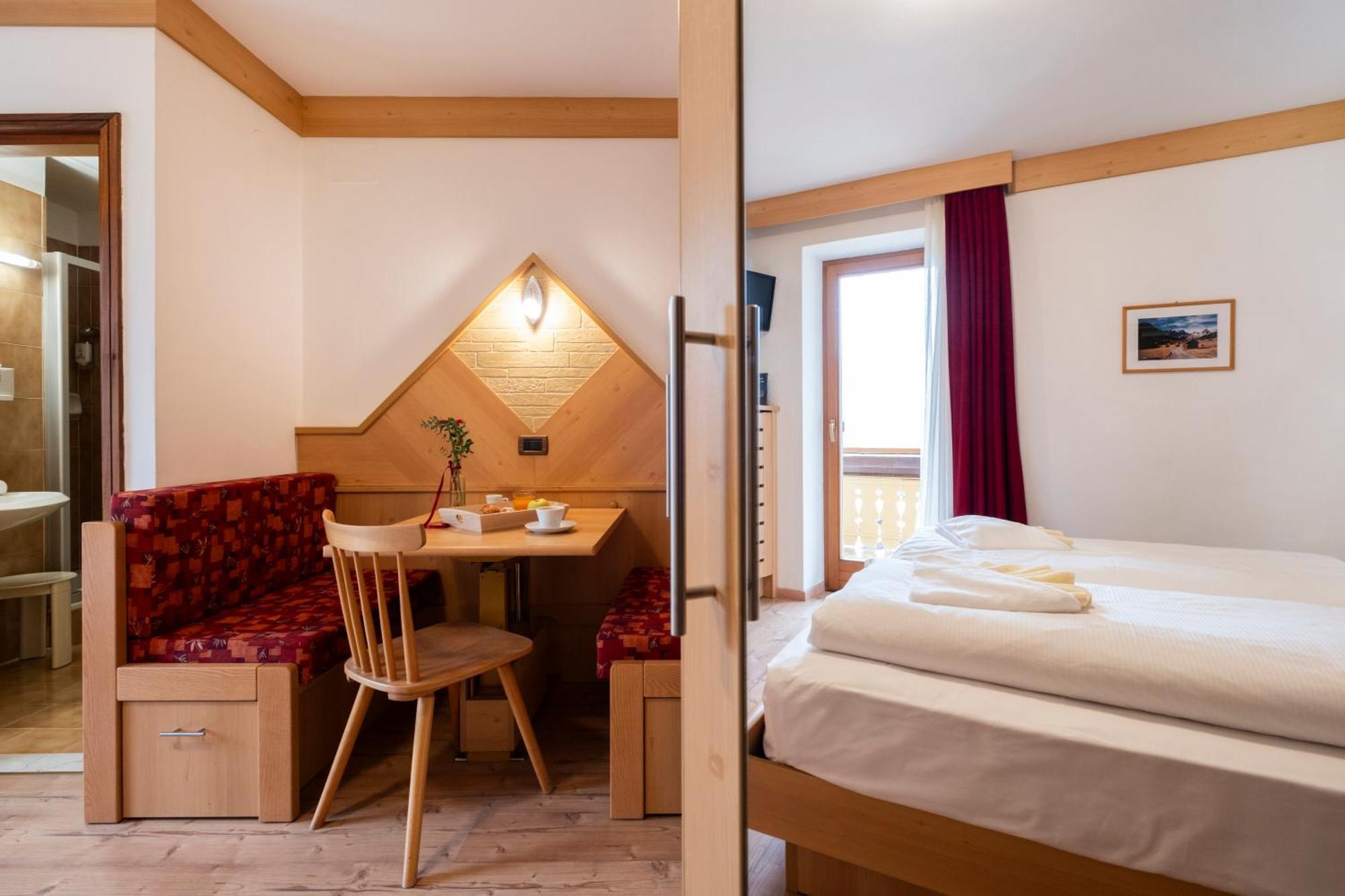 Berg Hotel Latemar Spitze Vigo di Fassa Dış mekan fotoğraf