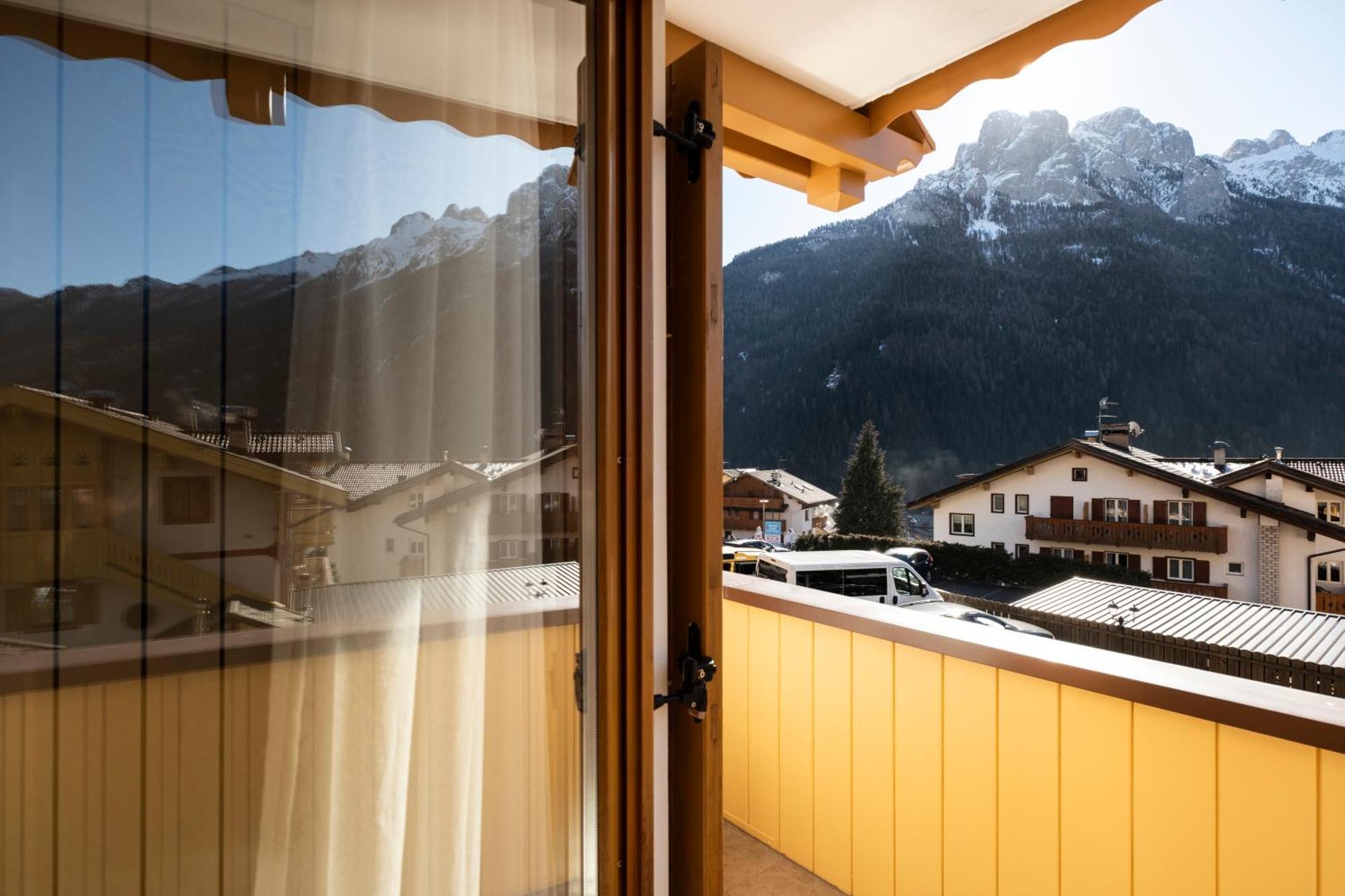 Berg Hotel Latemar Spitze Vigo di Fassa Dış mekan fotoğraf